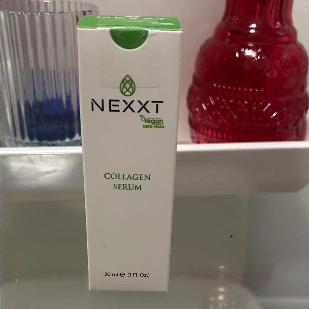 Collagen Serum - Green and White - Picture 3 of 3